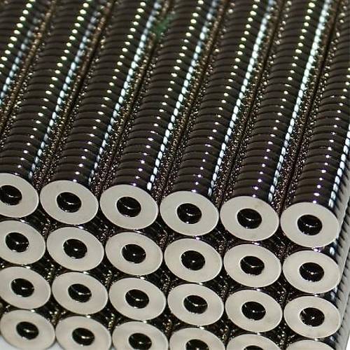 10x2 mm, Yuvarlak, Düz Delikli, Neodyum Mıknatıs, Güçlü Magnet, (Çap:10mm, Kalınlık:2mm)